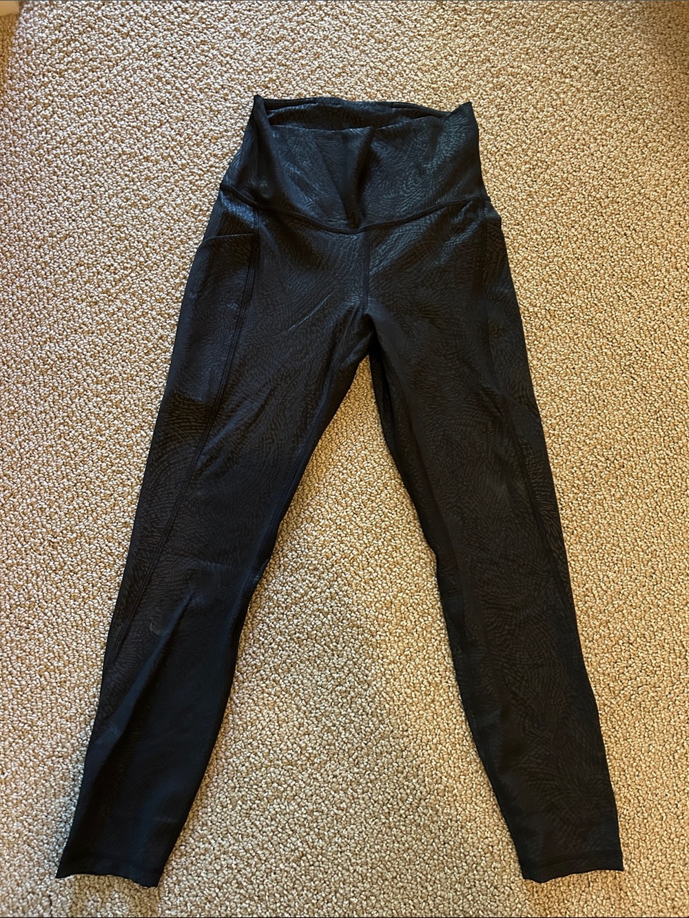 Lululemon Align High-Waist Leggings with pockets 25”